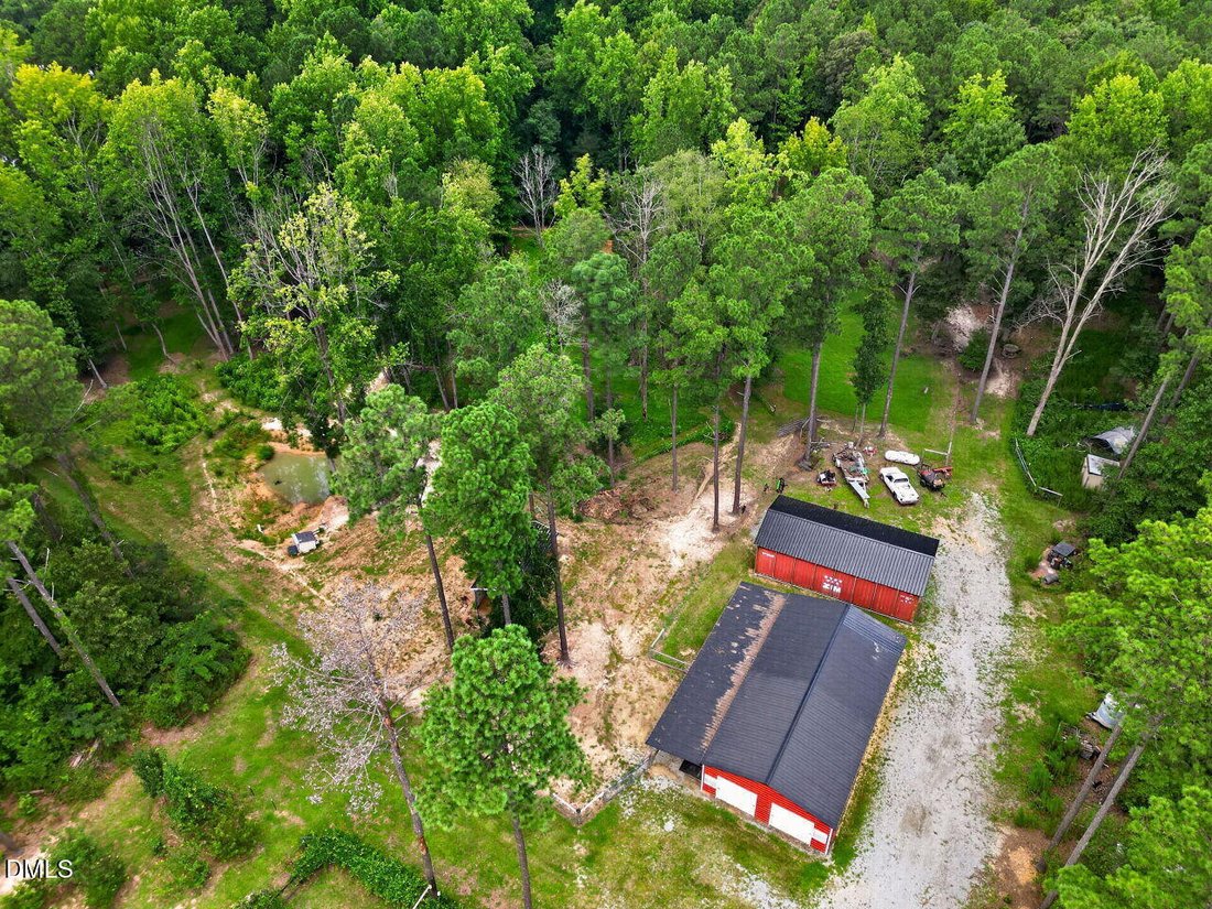 House in Benson, North Carolina, United States 5 - 18552180