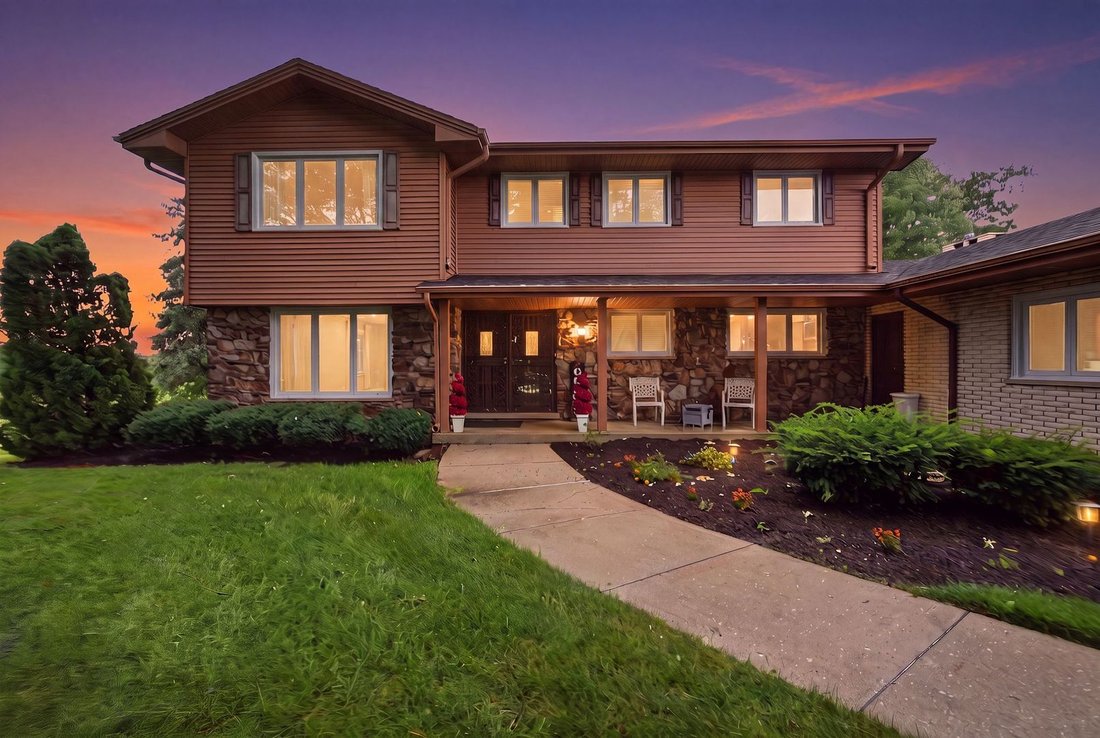 House in Darien, Illinois, United States 1 - 18552641