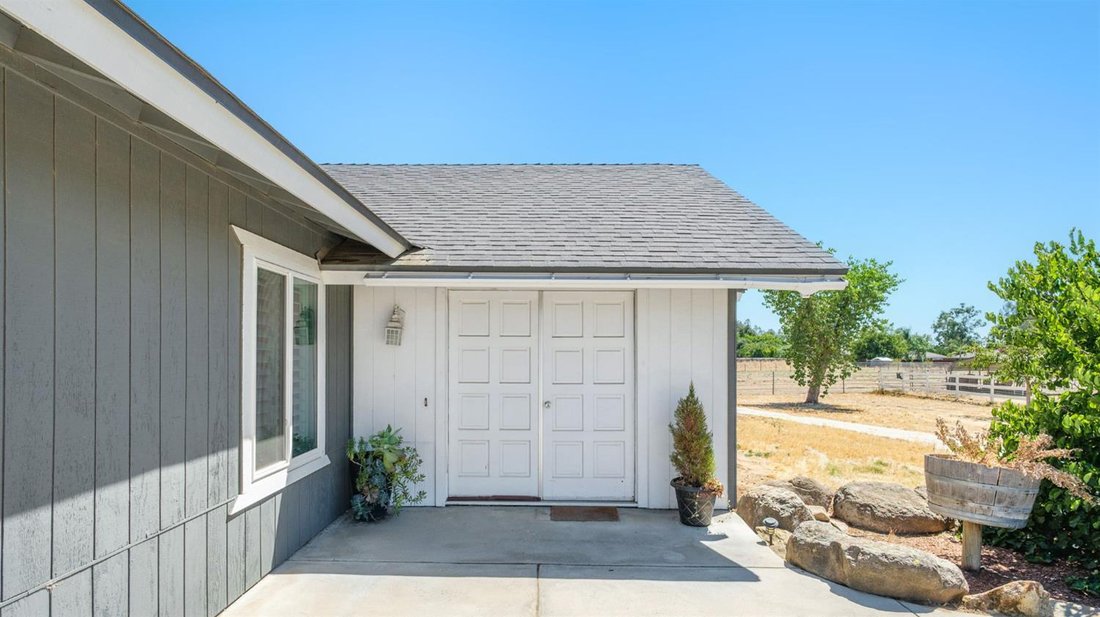Clovis, California, United States 4 - 18551613
