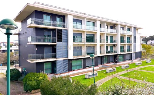 Apartment in Barcarena, Lisbon, Portugal 1