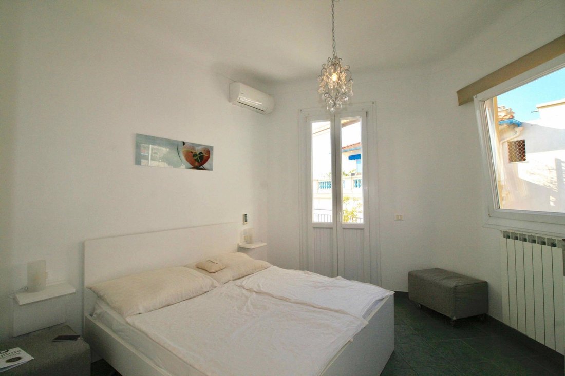 Apartment in Cap Martin, Roquebrune-Cap-Martin, France 4 - 18549767
