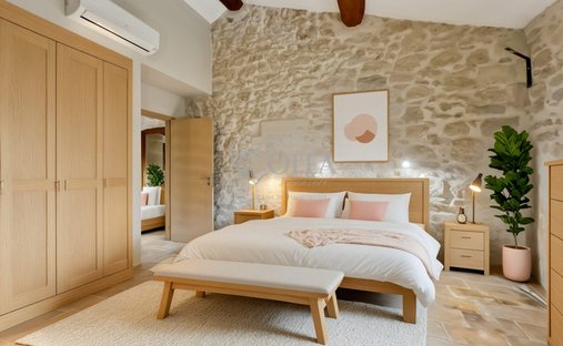 Landhaus in Uzès, Okzitanien, Frankreich 1