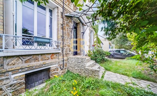 House in Centre Ville-Calais, Argenteuil, France 1