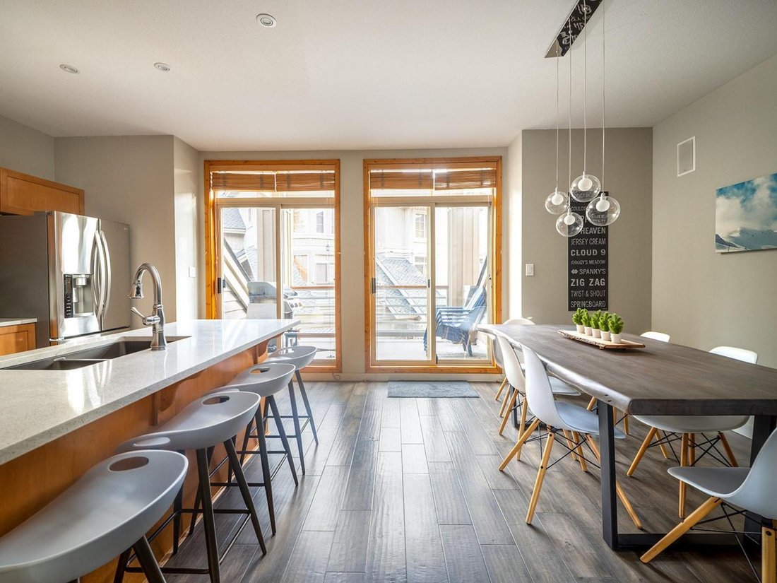 House in Whistler, British Columbia, Canada 4 - 18554052