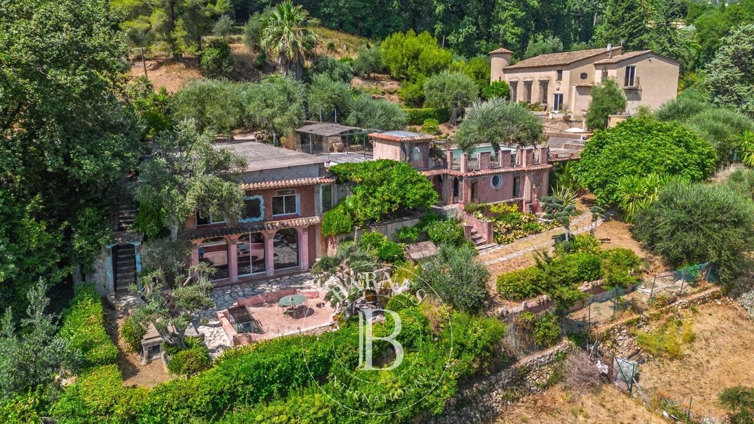 House in Grasse, Provence-Alpes-Côte d'Azur, France 3 - 18549652