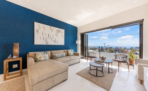 House in Green Point, Atlantic Seaboard, Cape Town 1