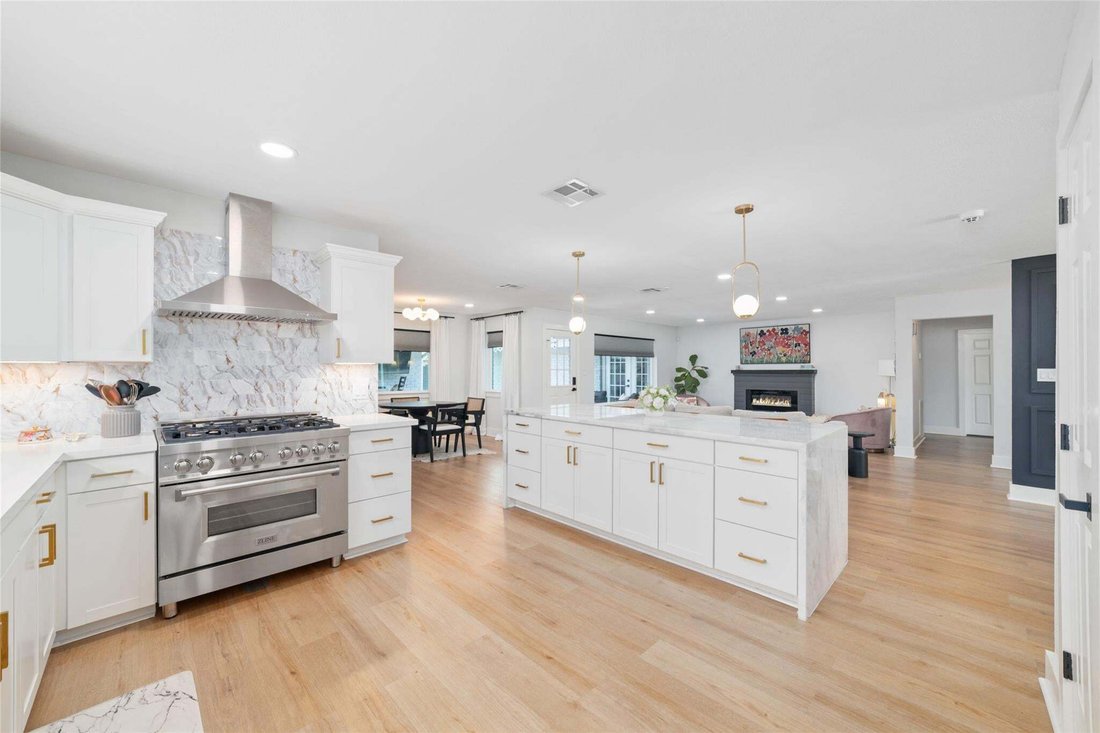 House in Houston, Texas, United States 5 - 18548756