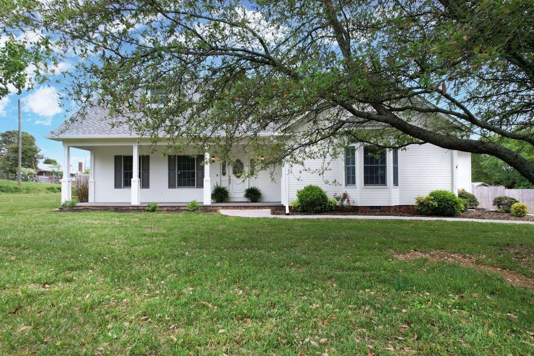 House in Cleveland, Tennessee, United States 3 - 18552130