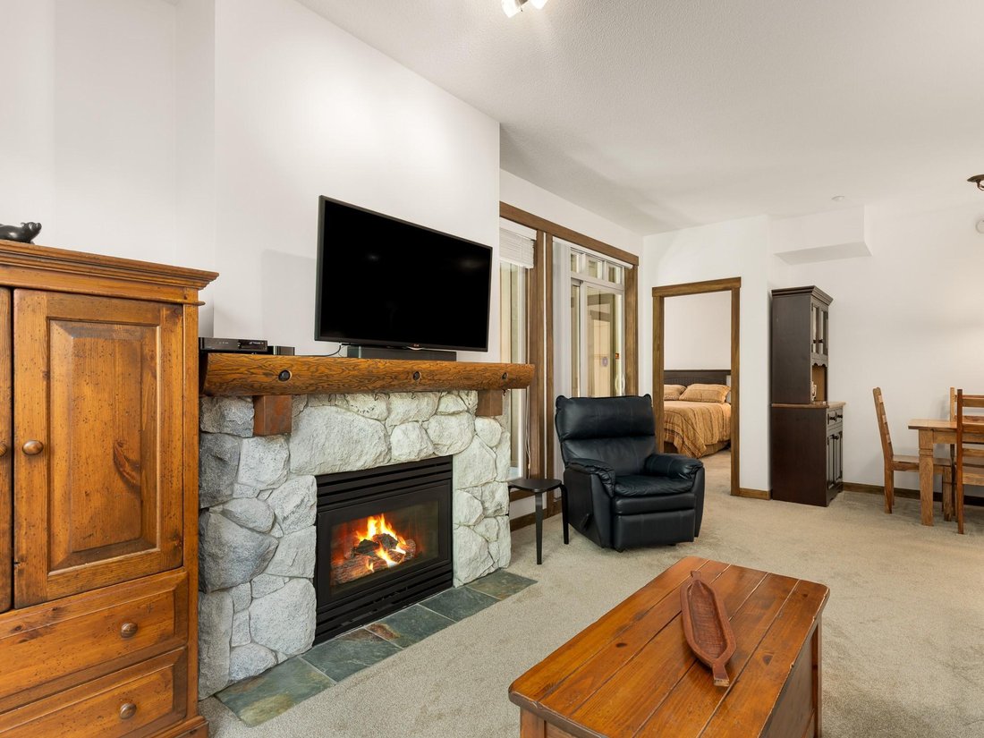 House in Whistler, British Columbia, Canada 5 - 18554042