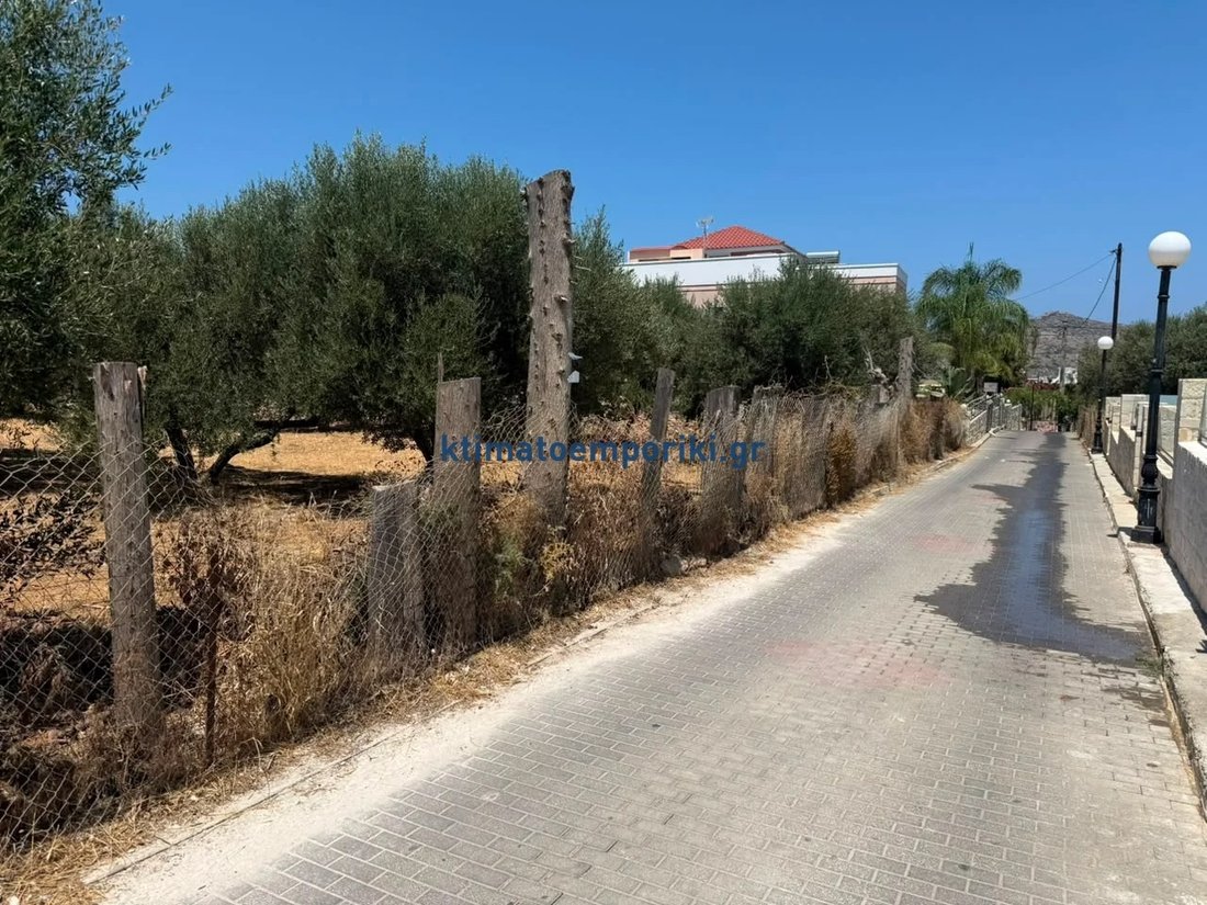 Land in Crete, Greece 5 - 18548239