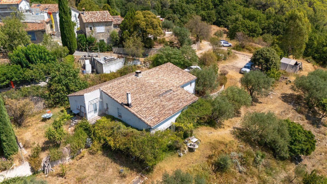 Villa in Seillans, Provence-Alpes-Côte d'Azur, France 1 - 17339982