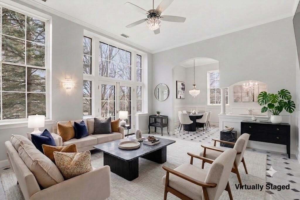 Condo in Winchester, Massachusetts, United States 2 - 17617799