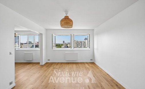 Apartment in Entrée de Ville, Clichy, France 1