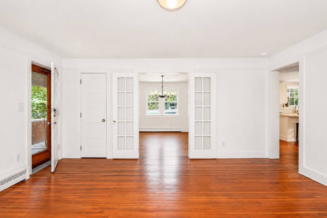 House in East Hampton, New York, United States 5 - 18549089