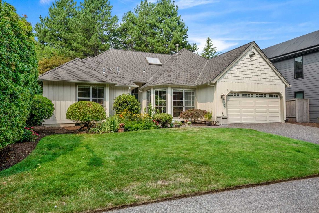House in Lake Oswego, Oregon, United States 2 - 18549434