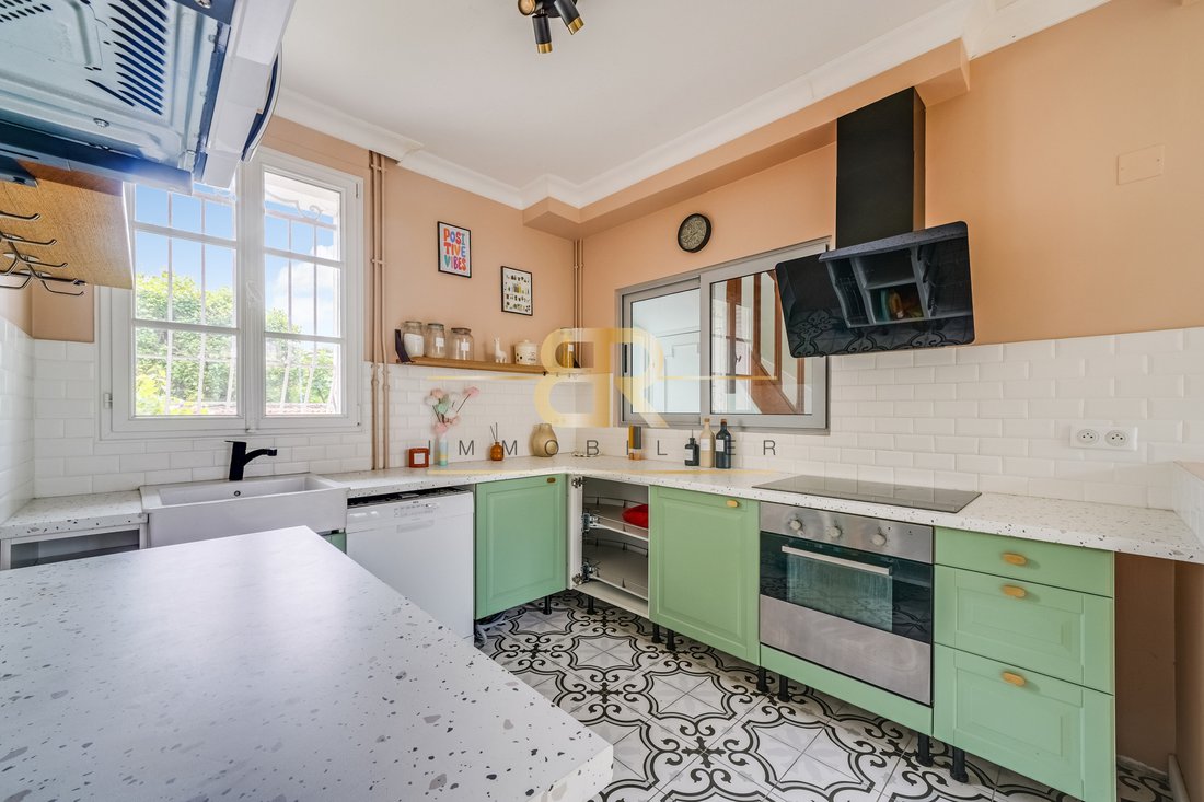 House in Centre Ville-Calais, Argenteuil, France 5 - 18551850