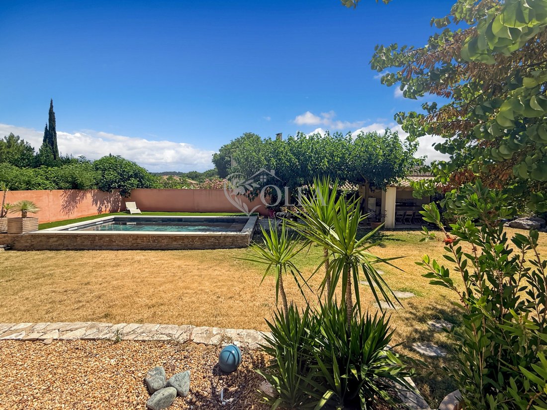 Villa in Uzès, Occitania, France 5 - 18554220