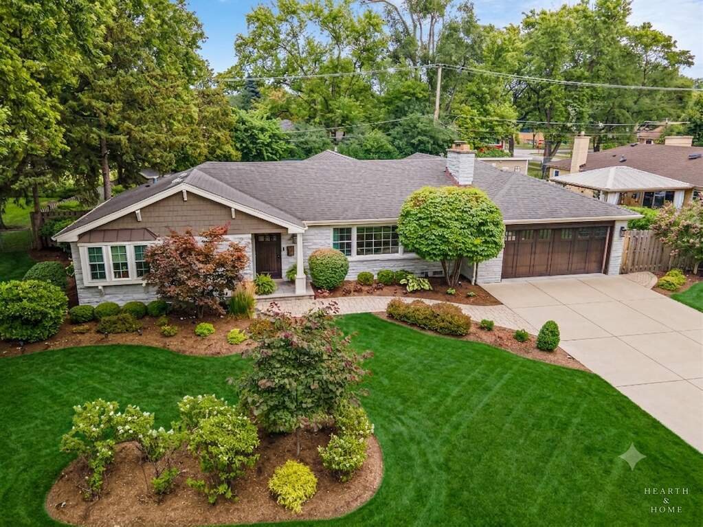 House in Mount Prospect, Illinois, United States 2 - 18554134