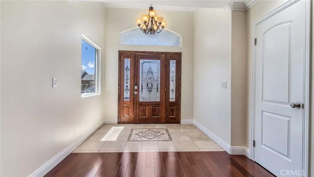 House in Downey, California, United States 4 - 18552494