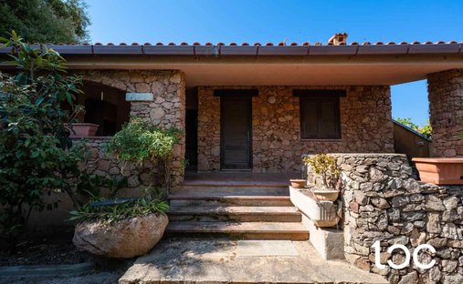 Villa in San Teodoro, Sardinien, Italien 1