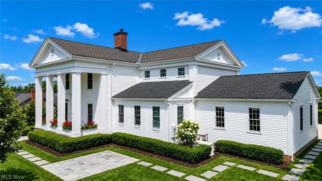 House in Novelty, Ohio, United States 2 - 18276557