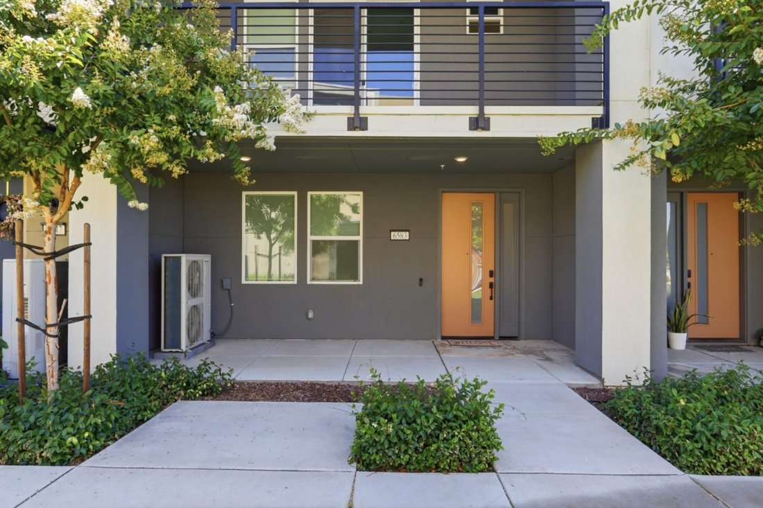 Townhouse in San Jose, California, United States 3 - 18551653