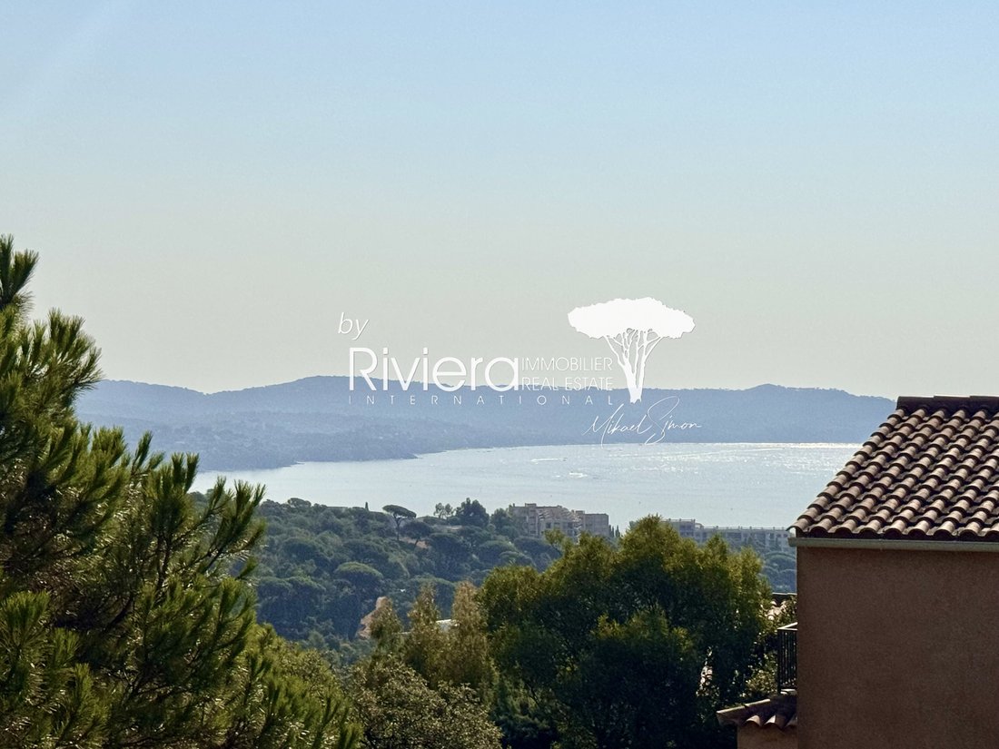 Villa in Nord, Cavalaire-sur-Mer, France 2 - 18548501