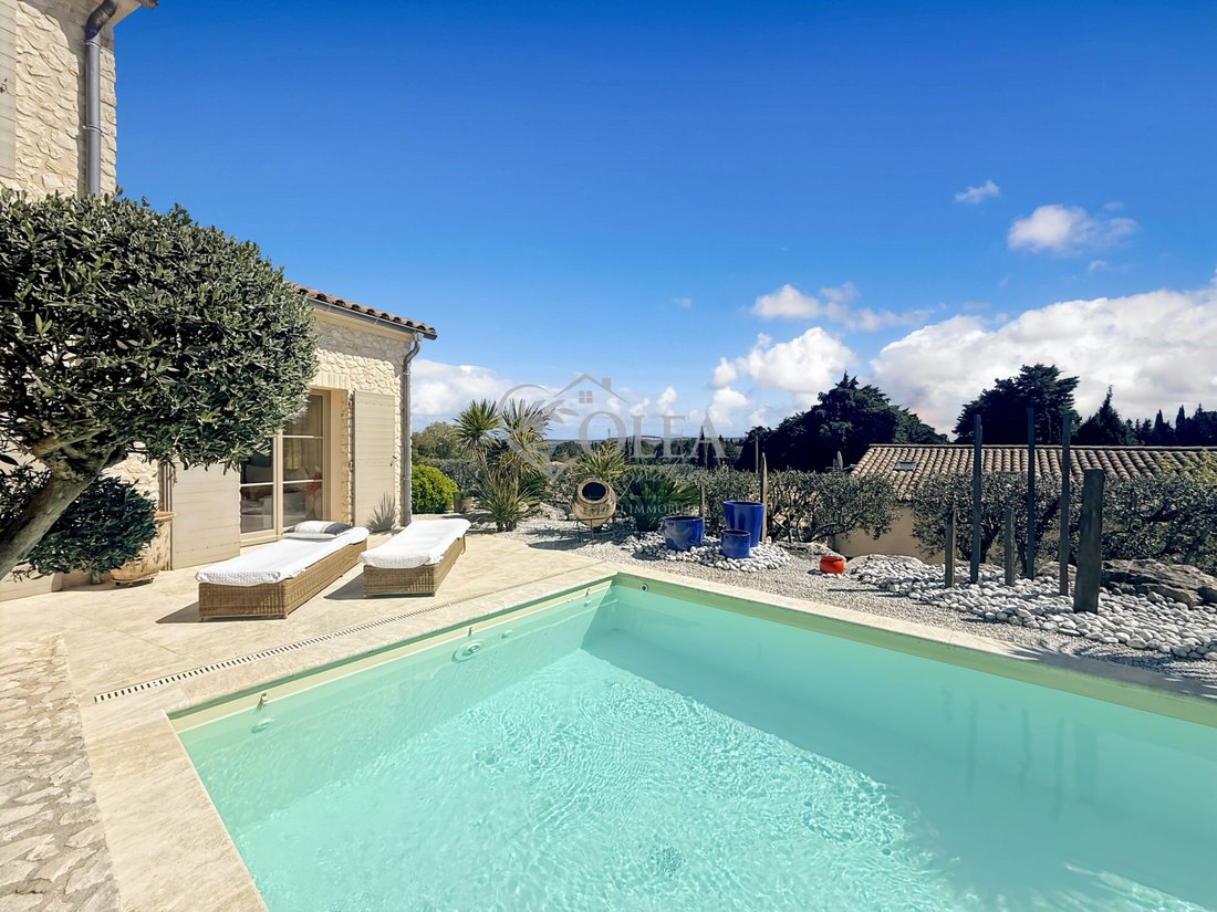Villa a Uzès, Occitania, Francia 1 - 18554215