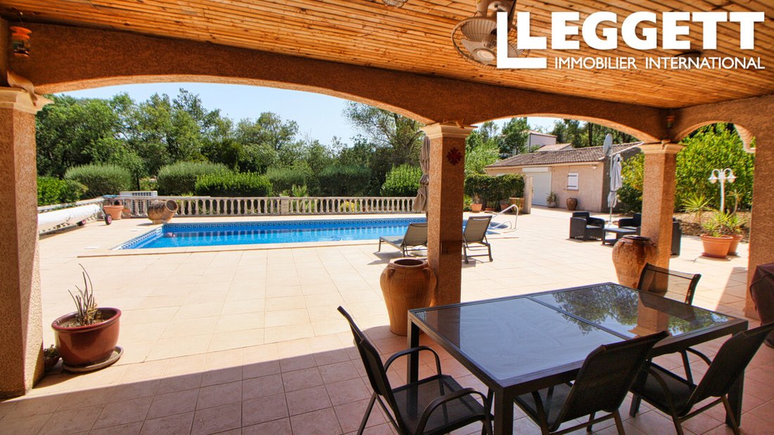 Villa in Centre Ville, Clermont-l'Hérault, France 4 - 17454921
