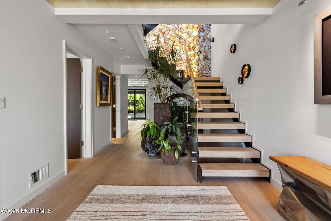 House in Long Branch, New Jersey, United States 5 - 18553095