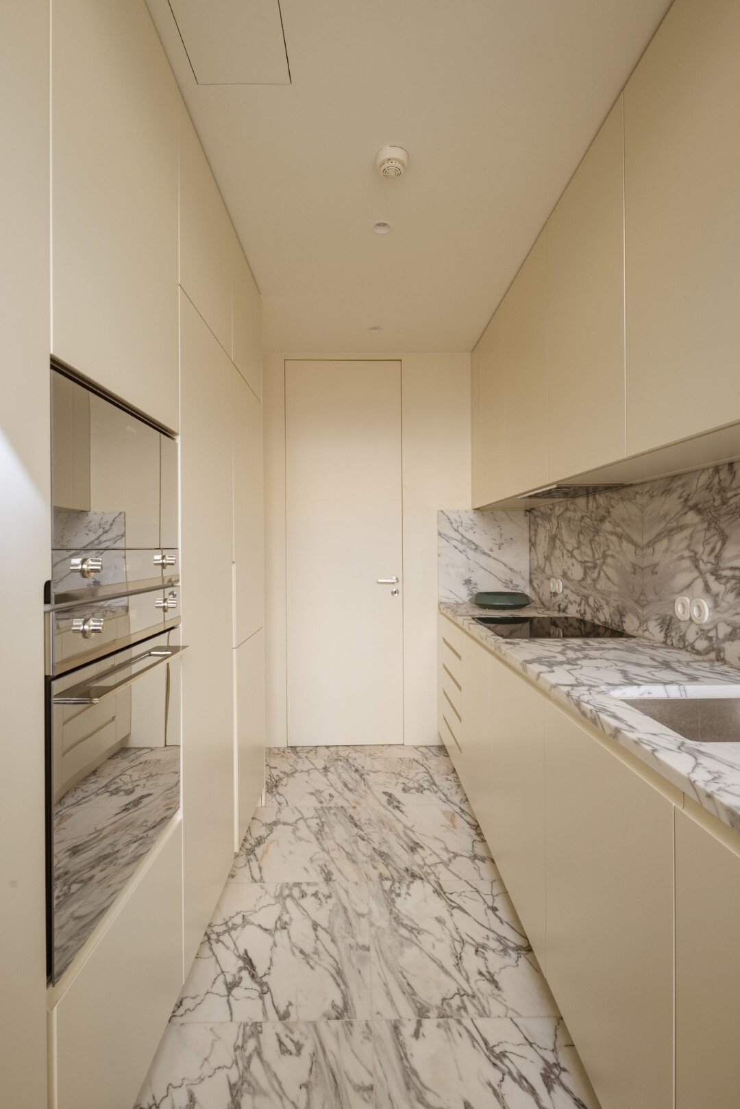 Apartment in Misericordia, Lisbon, Portugal 4 - 18549481