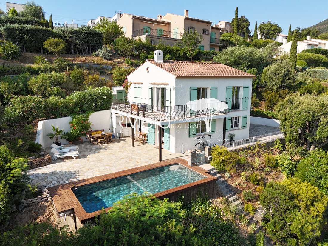 Villa in Nord, Cavalaire-sur-Mer, France 1 - 18548501