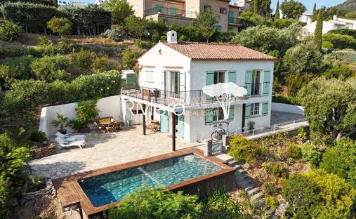 Villa in Nord, Cavalaire-sur-Mer, France 1