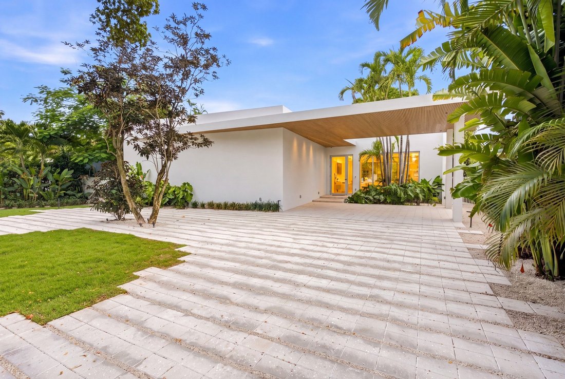 Casa a Miami Springs, Florida, Stati Uniti 1 - 18549902