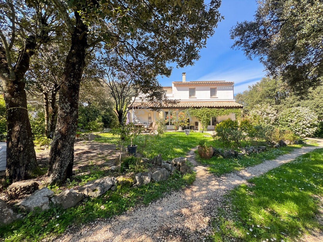 Villa in Uzès, Occitania, France 3 - 18554202