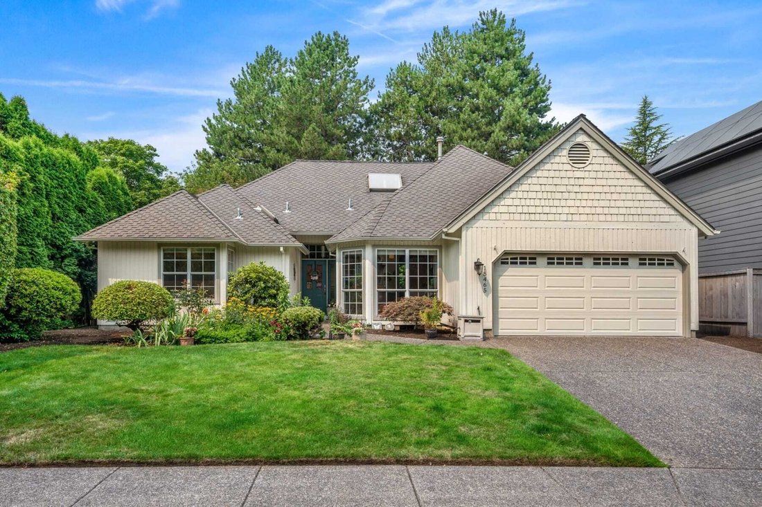 House in Lake Oswego, Oregon, United States 1 - 18549434