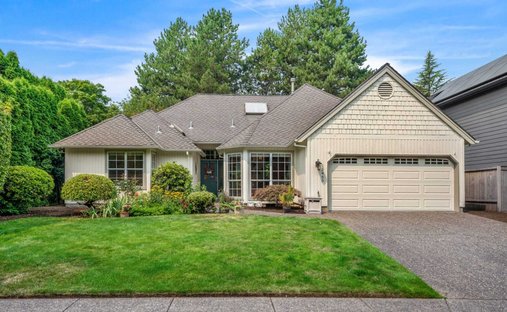 House in Lake Oswego, Oregon, United States 1