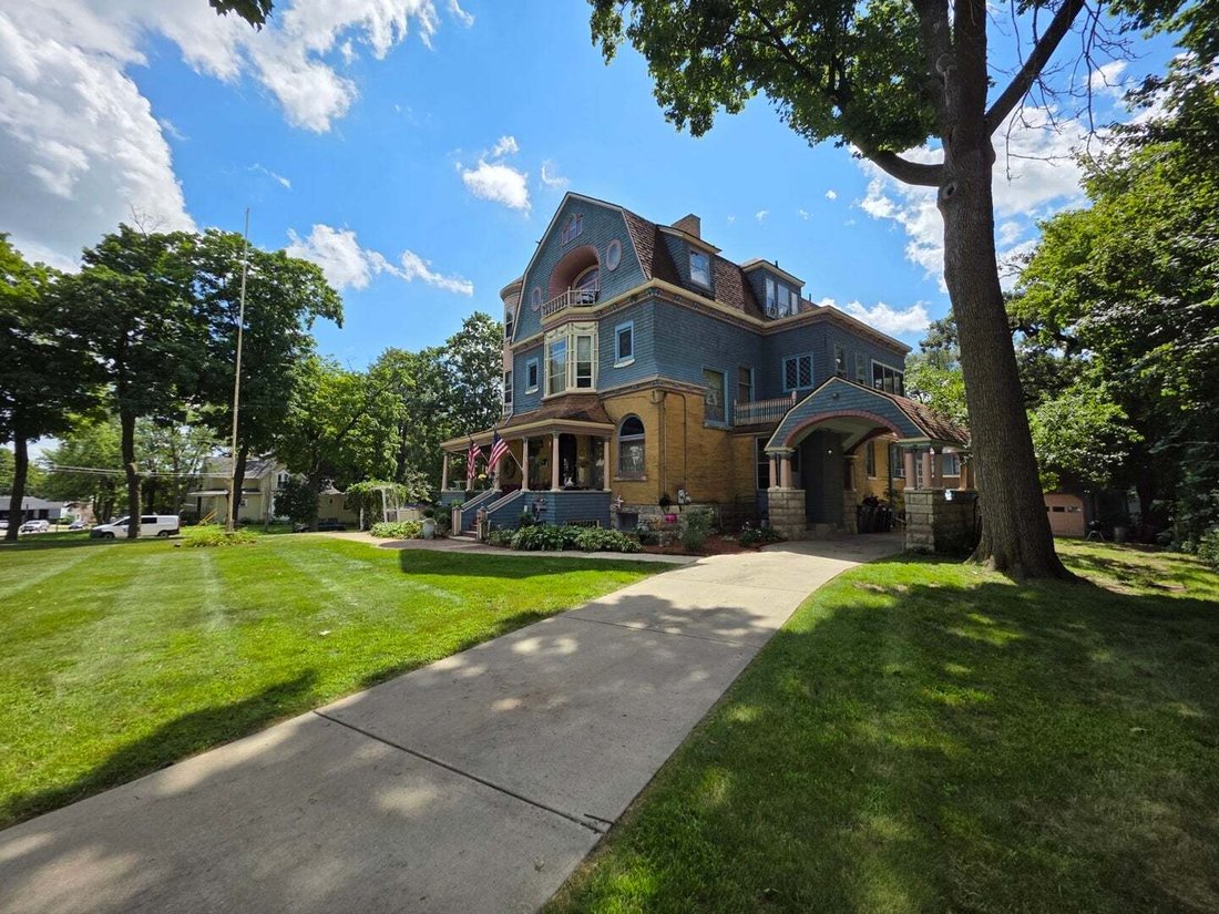 House in Elgin, Illinois, United States 1 - 18552695