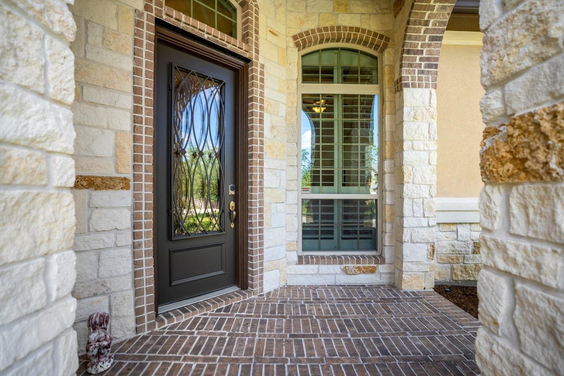 House in Pinehurst, Texas, United States 2 - 18552864