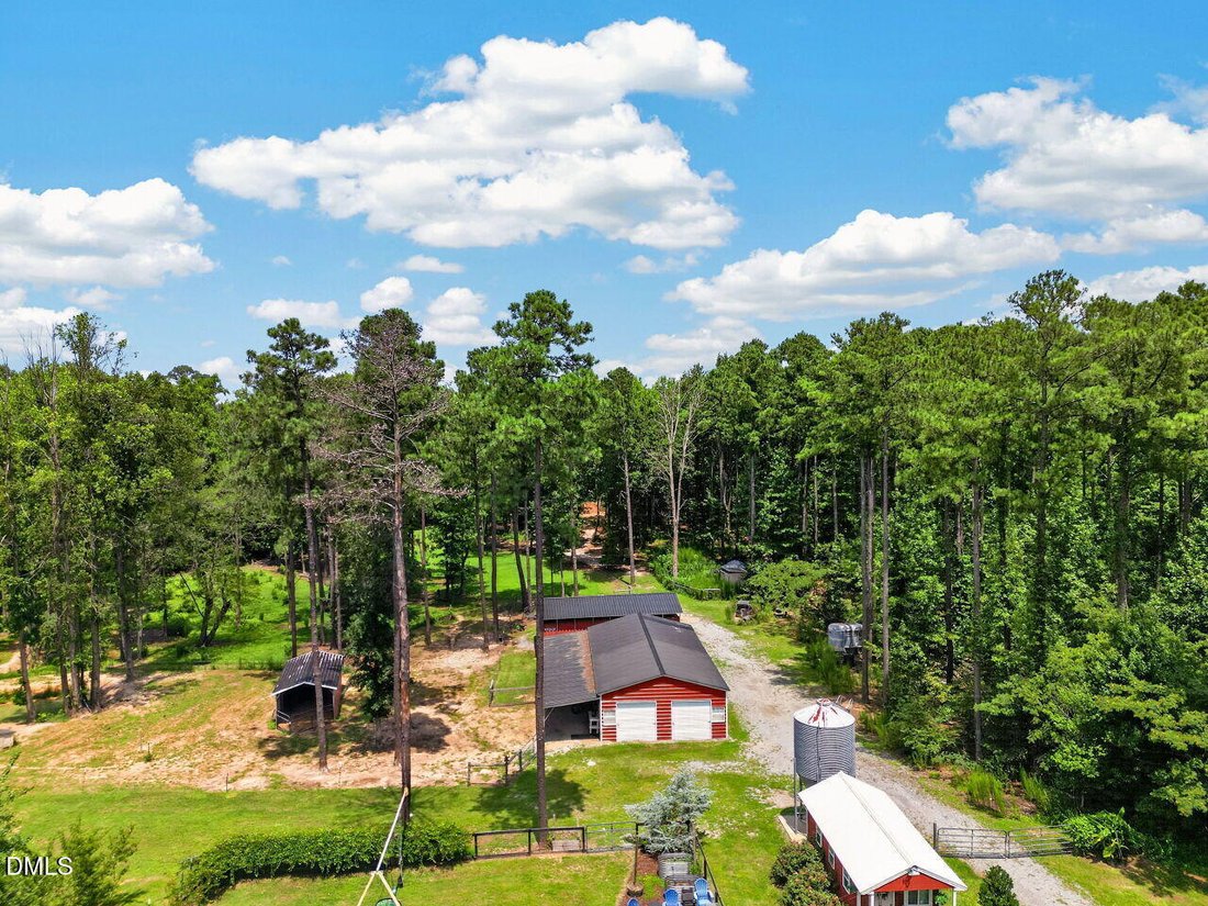 House in Benson, North Carolina, United States 1 - 18552180