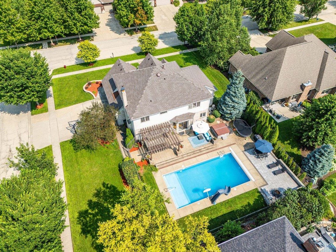 House in New Lenox, Illinois, United States 4 - 18552663