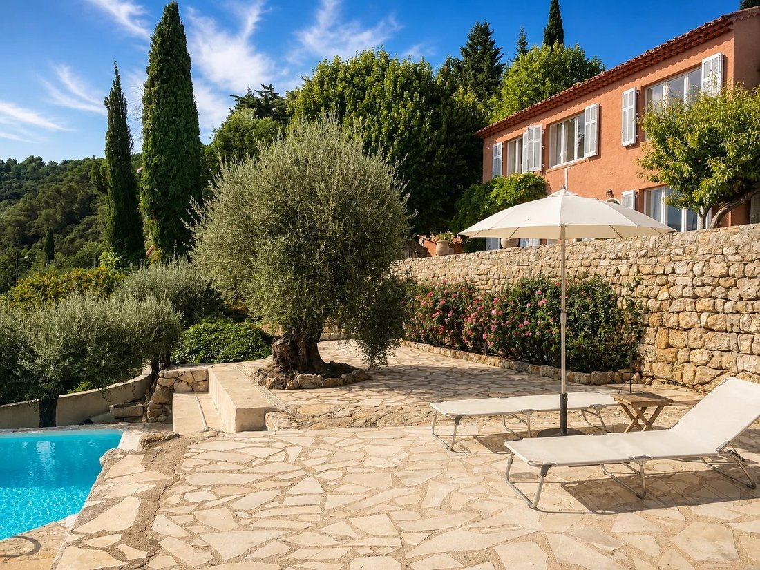 Country House in Cabris, Provence-Alpes-Côte d'Azur, France 5 - 17953259