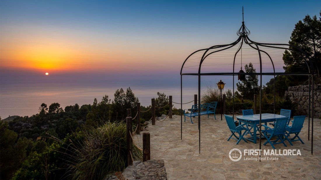 Villa in Estellencs, Balearic Islands, Spain 1 - 18549562