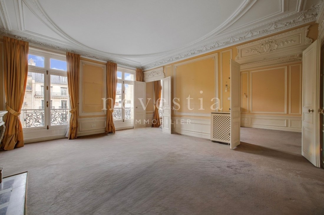 Apartment in Porte Dauphine, Paris 16e Arrondissement, Paris 2 - 18548480