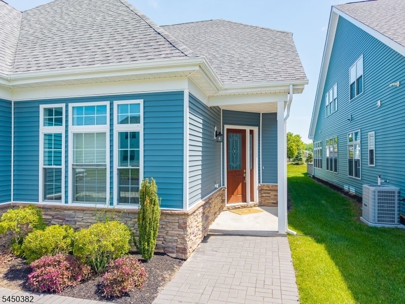 House in East Windsor, New Jersey, United States 2 - 18552355