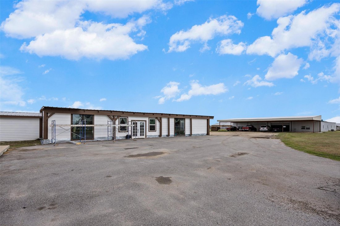 House in Taylor, Texas, United States 4 - 18551731