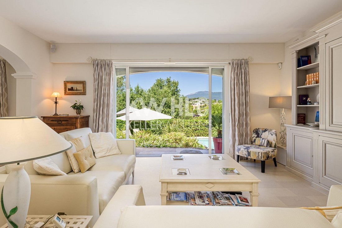 Villa in Valbonne, Provence-Alpes-Côte d'Azur, France 4 - 18386454