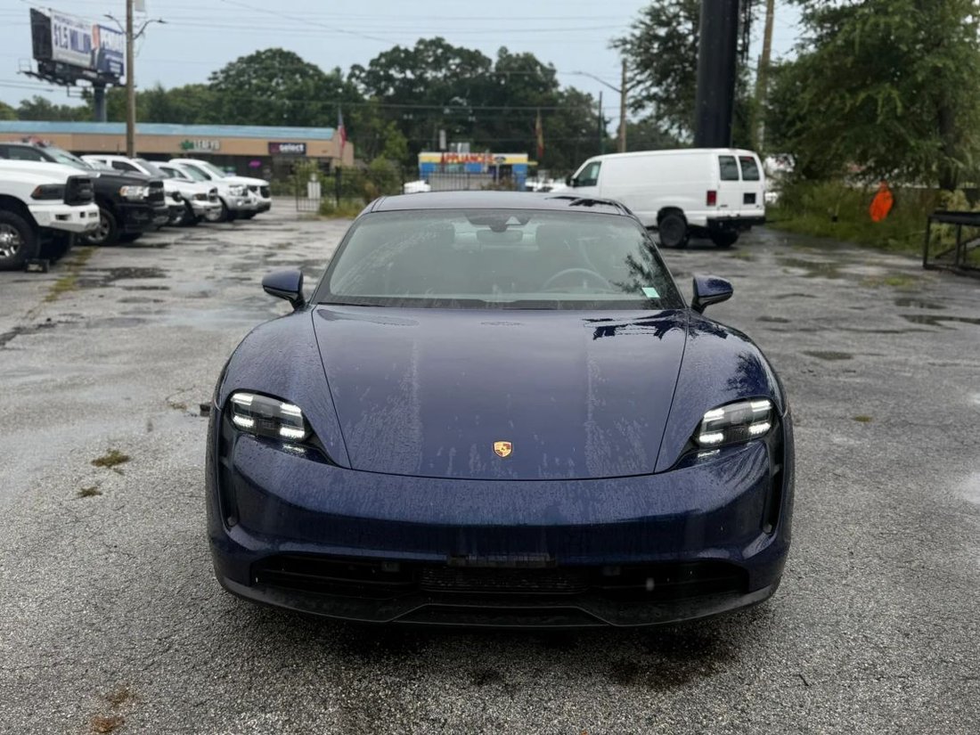 Sedan in Orlando, FL, United States 2 - 18553777