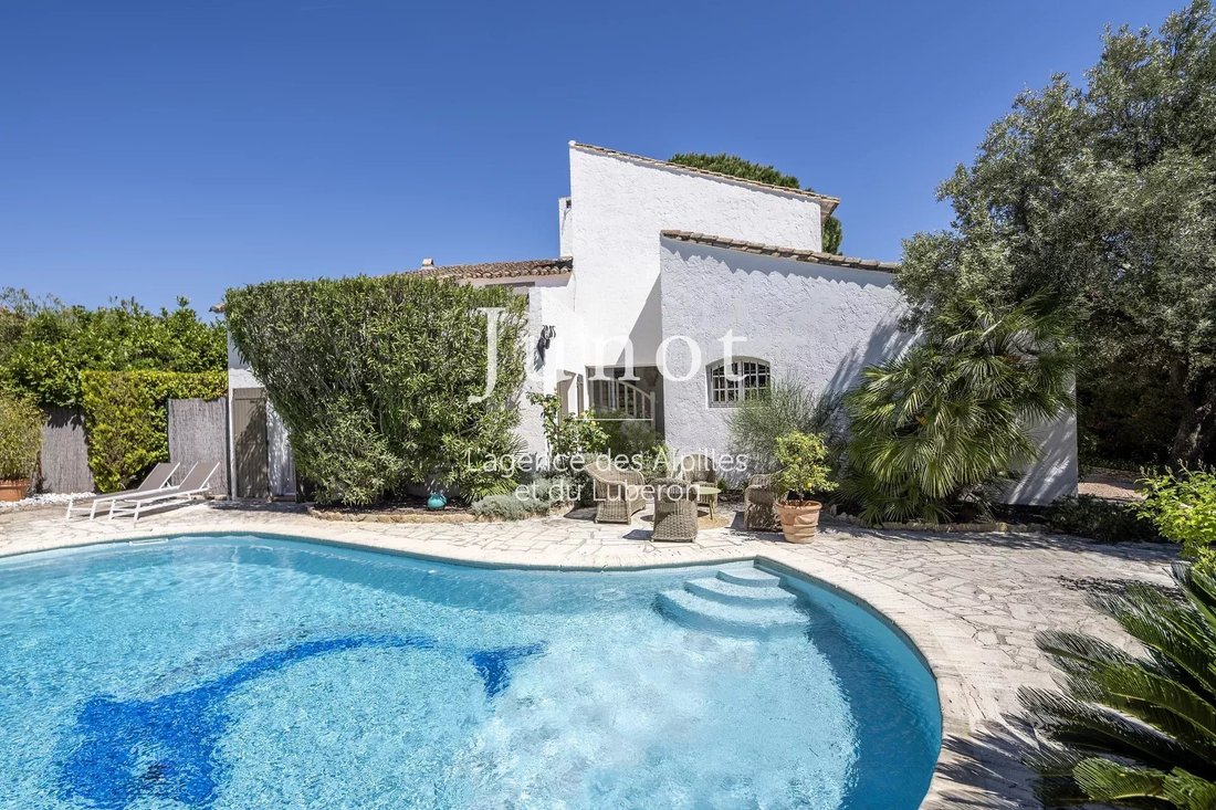 House in Paradou, Provence-Alpes-Côte d'Azur, France 4 - 18549934