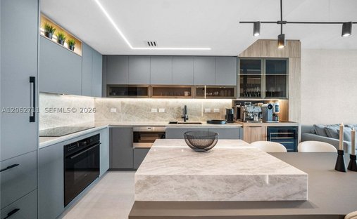Condo in Miami, Florida, United States 1